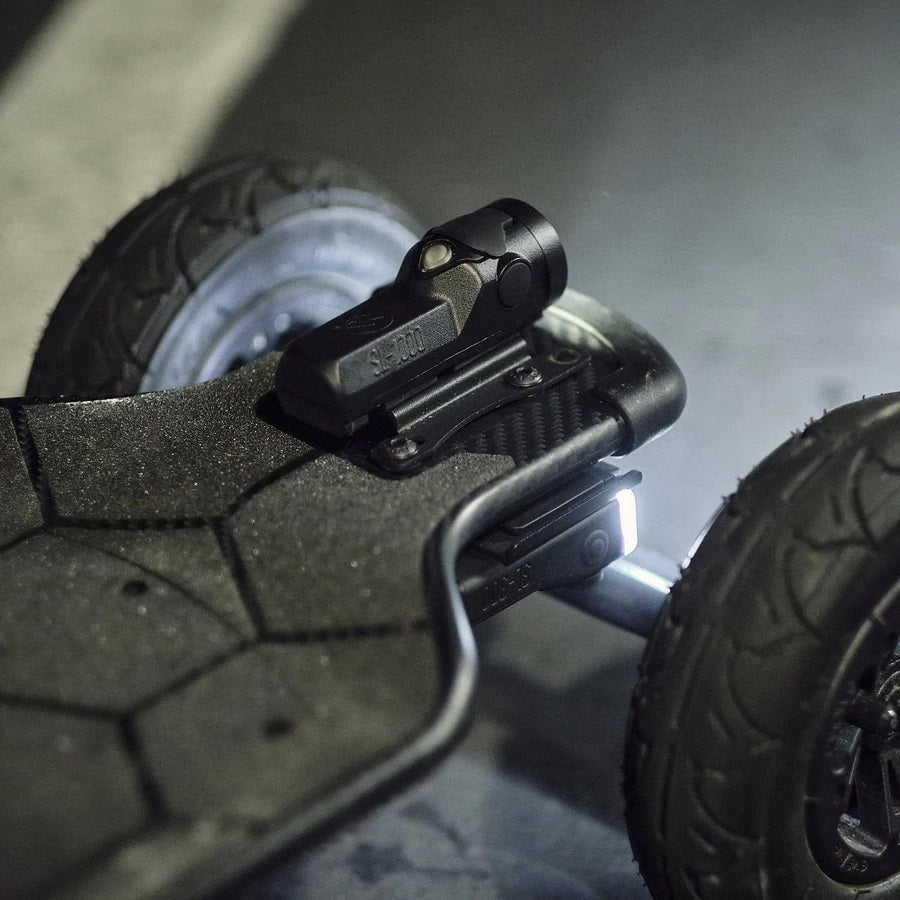 Monturas estandar para luces ShredLights - Evolve Skateboards - Evolve Skateboards EspañaComponente AccesorioEvolve Skateboards EspañaEvolve Skateboards EspañaMonturas estandar para luces ShredLights - Evolve Skateboards