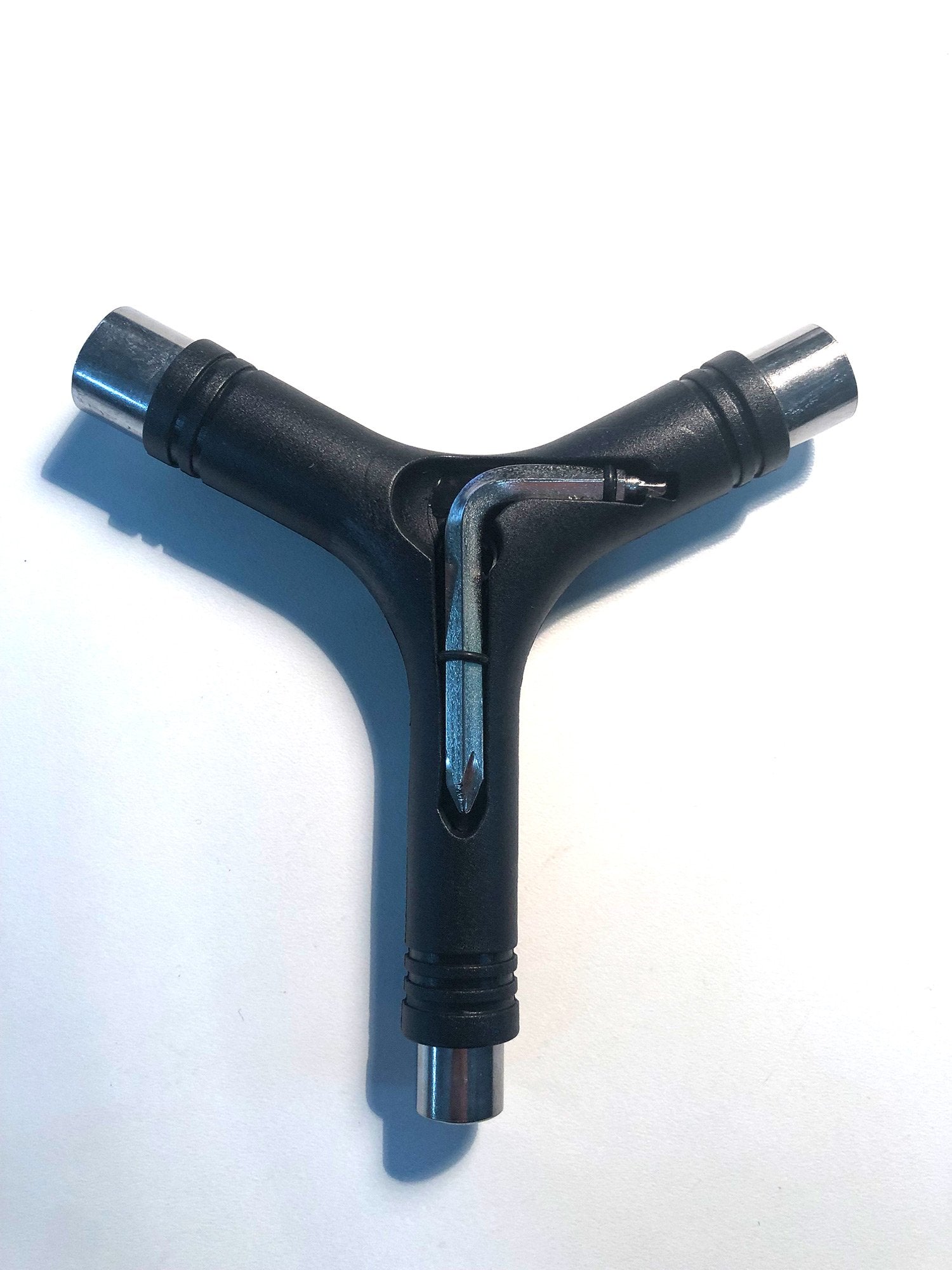 Llave Y - Tool para tu Skate Evolve - Evolve Skateboards EspañaComponente AccesorioEvolve Skateboards EspañaEvolve Skateboards EspañaLlave Y - Tool para tu Skate Evolve